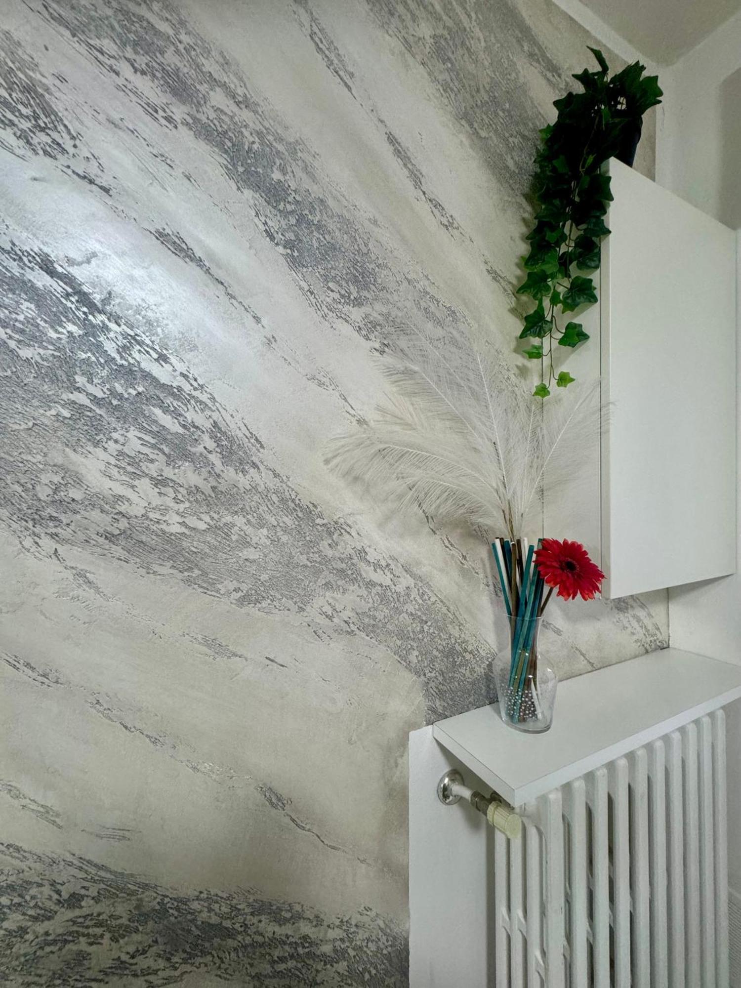 Casa Alessio - Elegante Appartamento Nel Cuore Di เชซาโน มาแดร์โน ภายนอก รูปภาพ