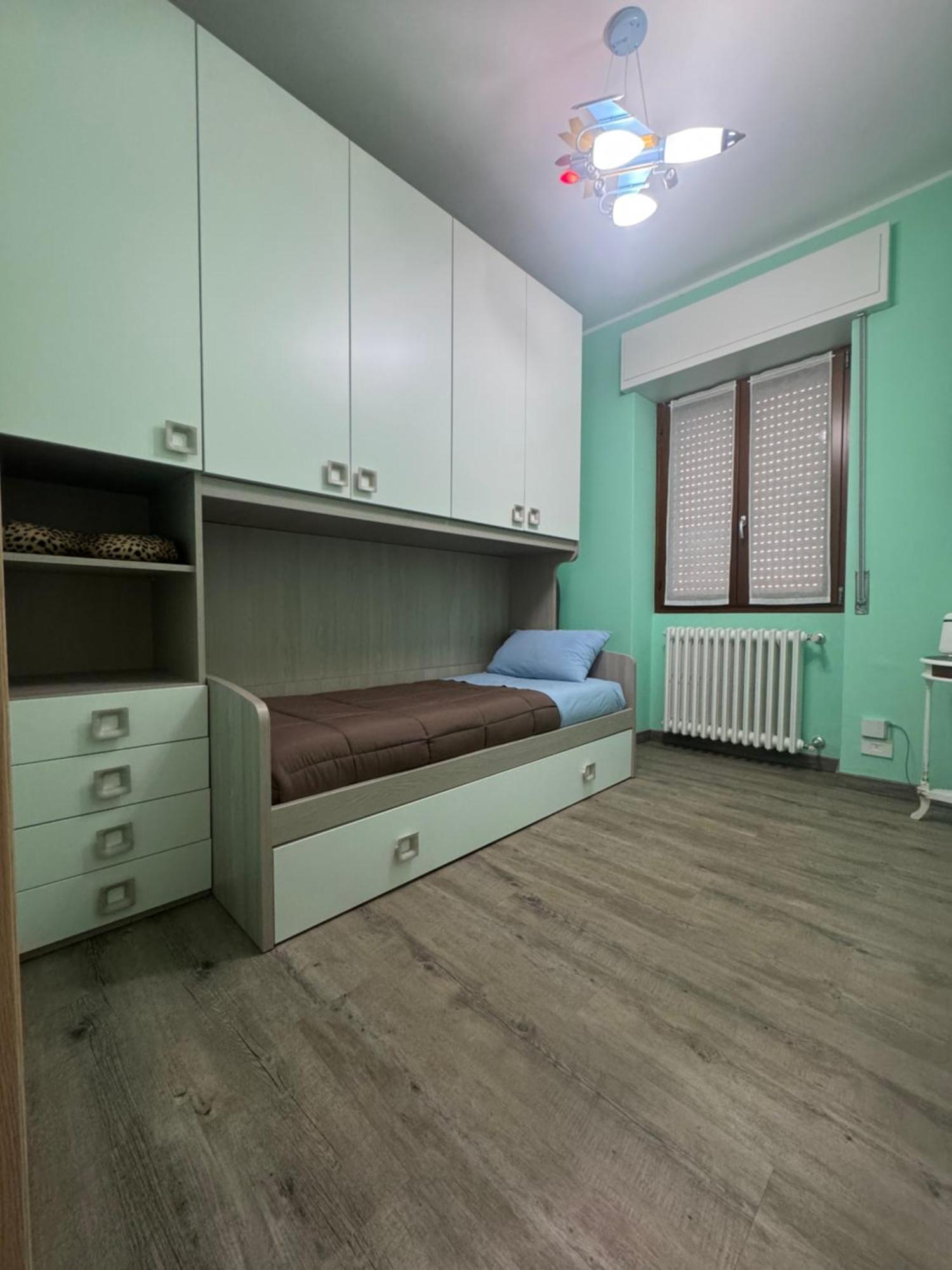 Casa Alessio - Elegante Appartamento Nel Cuore Di เชซาโน มาแดร์โน ภายนอก รูปภาพ